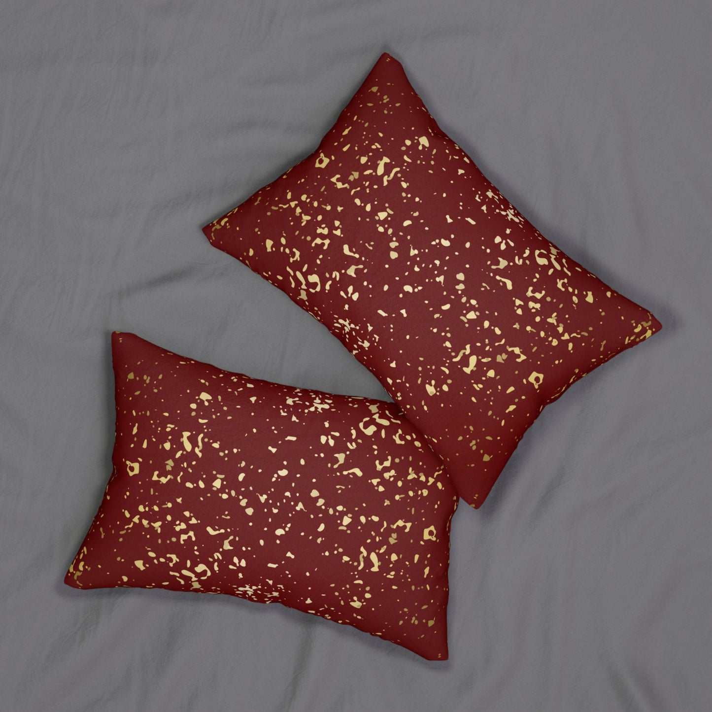 Almohada decorativa con escamas granate y doradas 